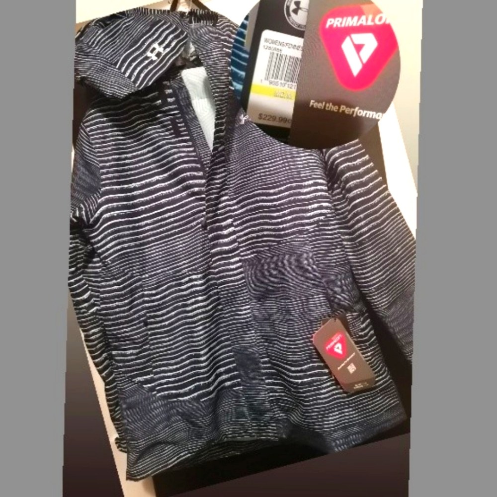 UNDER ARMOUR JACKET